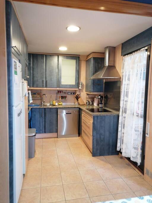 Apartamento Para 6 Personas En Barbastro Esterno foto