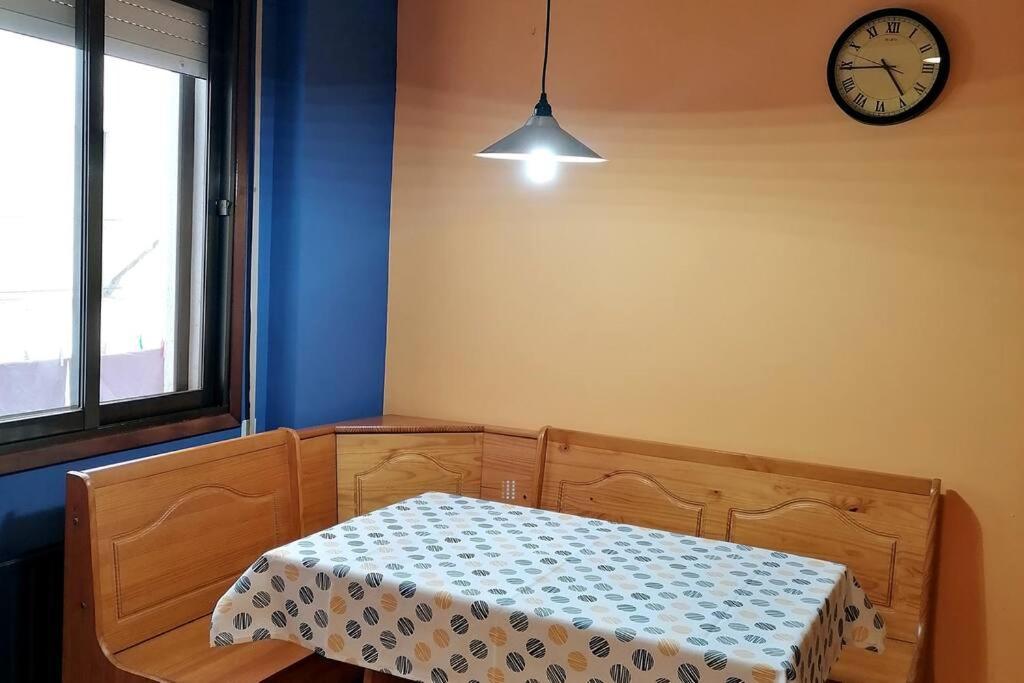 Apartamento Para 6 Personas En Barbastro Esterno foto