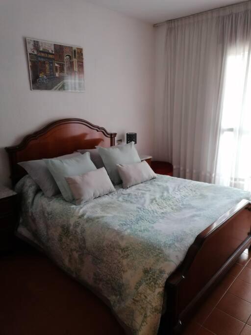 Apartamento Para 6 Personas En Barbastro Esterno foto