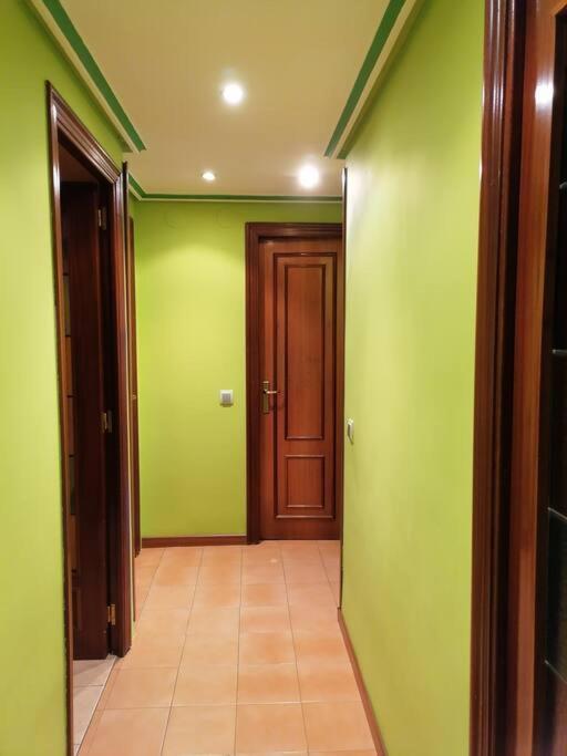 Apartamento Para 6 Personas En Barbastro Esterno foto
